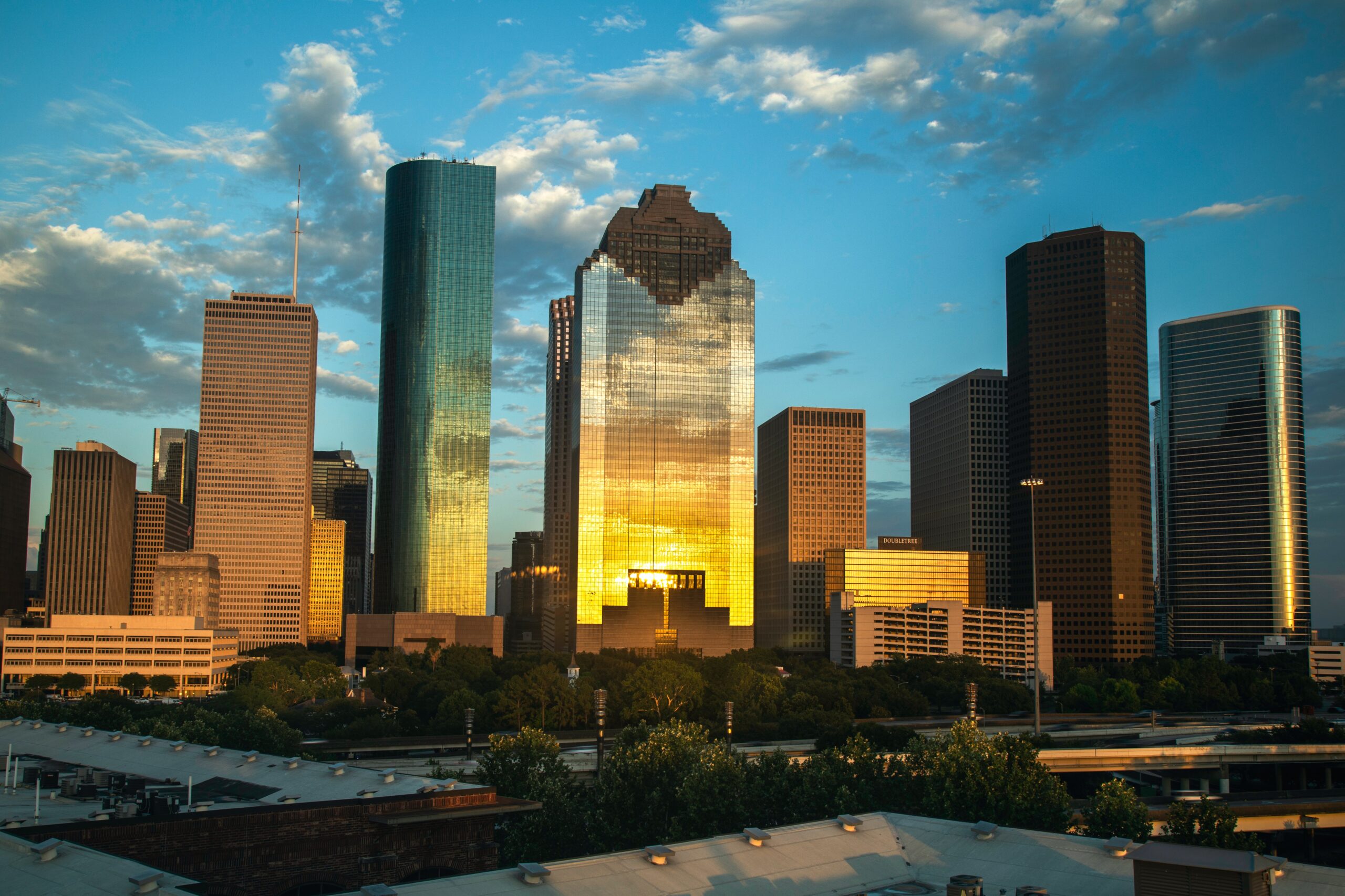 Looking for a financial advisor in Houston? Trajan Wealth can help.